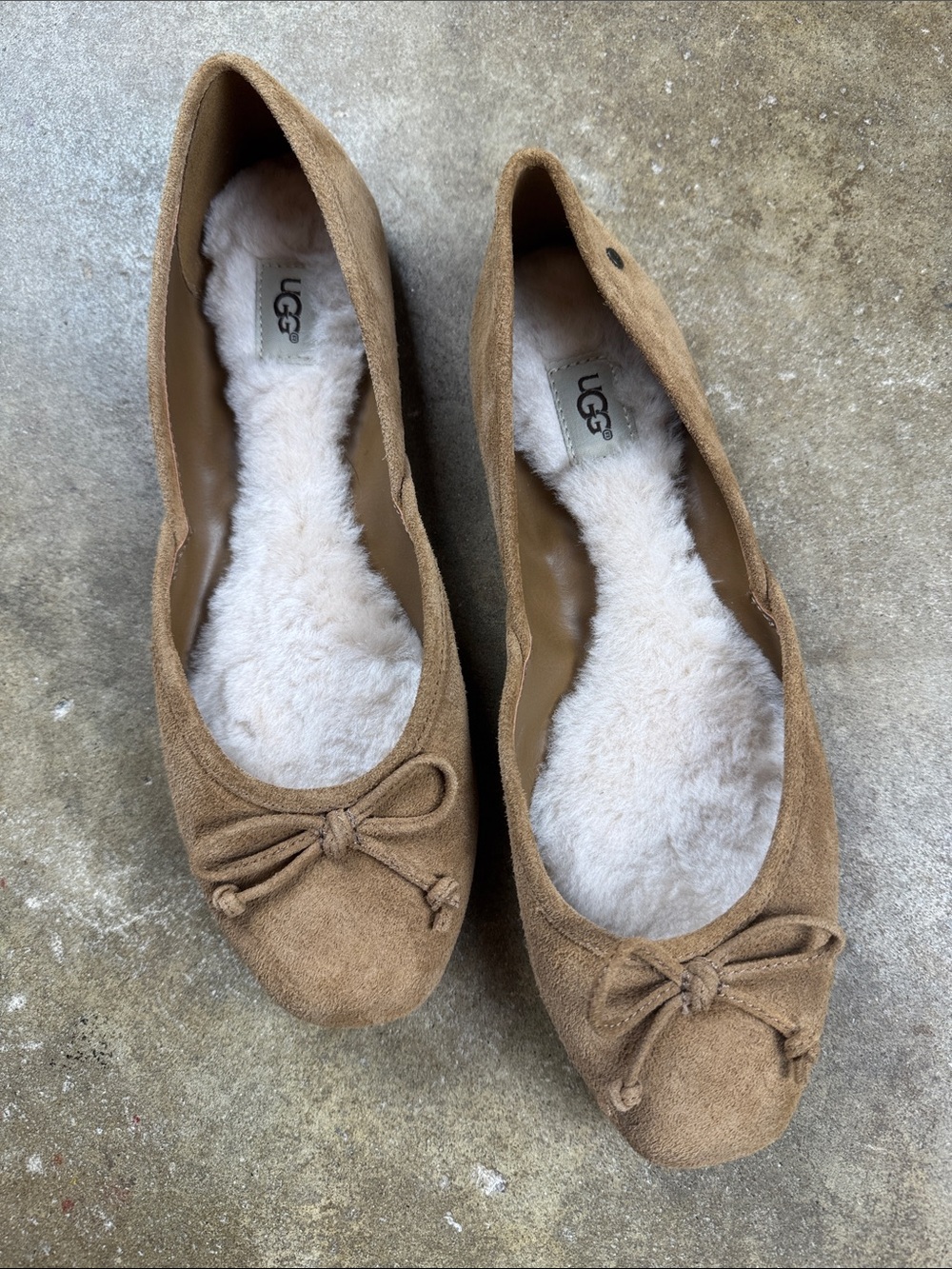 UGG Women's Chestnut Suede Shearling Ballet Flats
Size: 9.5